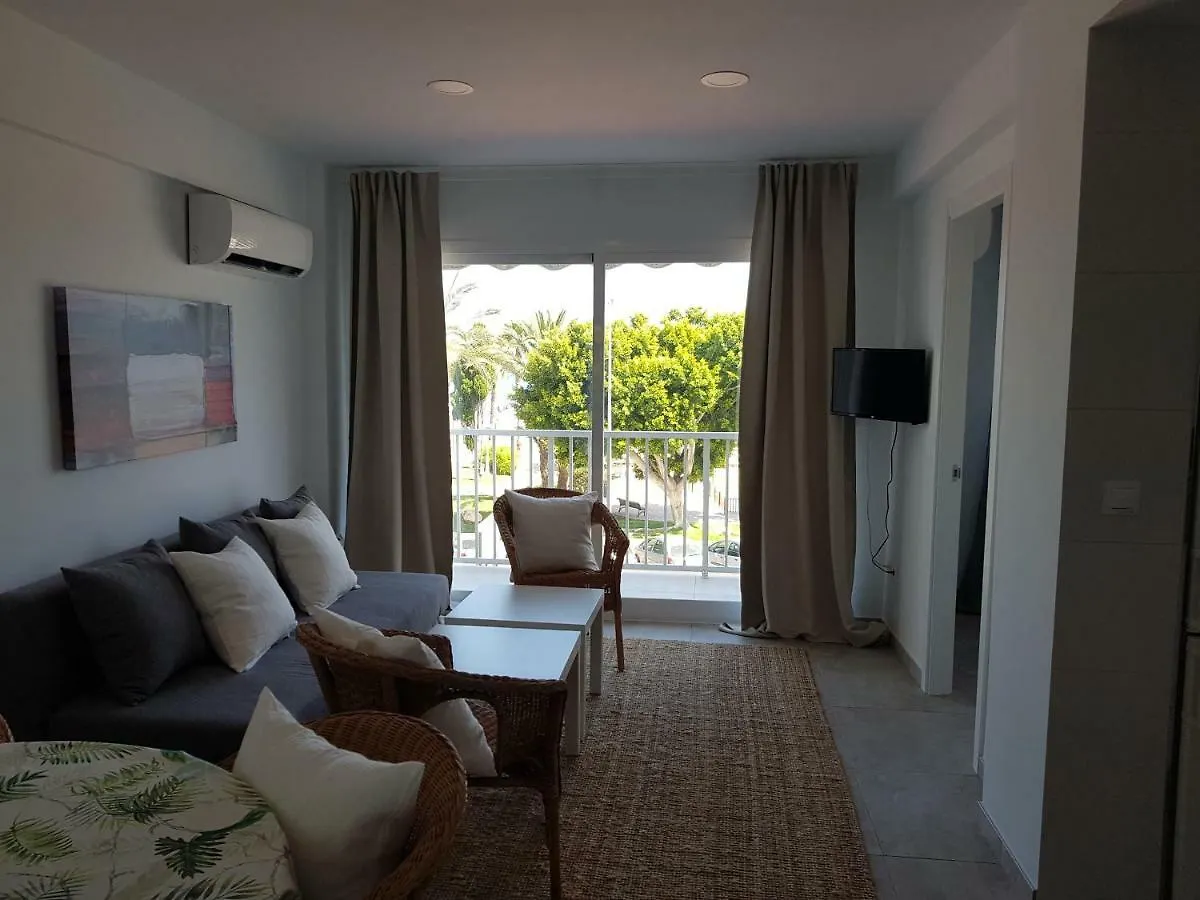 Apartment Deluxe In Beachfront Торре-дель-Мар 0*,
