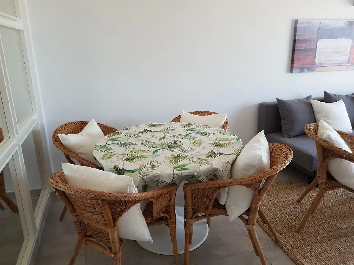 Apartment Deluxe In Beachfront Торре-дель-Мар Испания