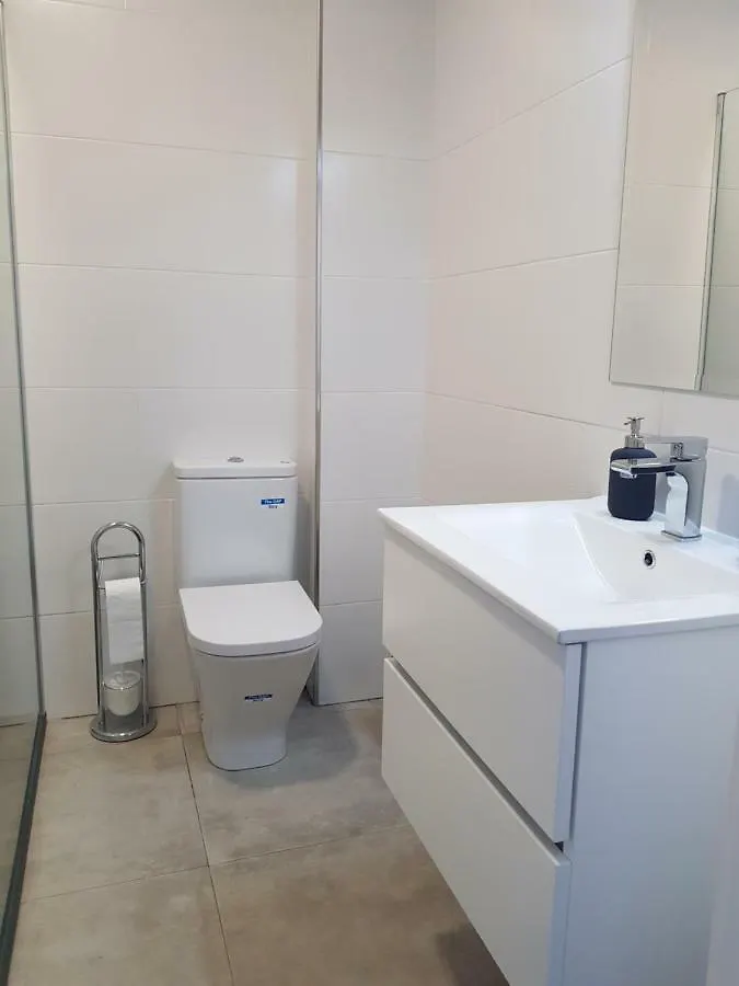 Apartment Deluxe In Beachfront Торре-дель-Мар 0*,  Испания